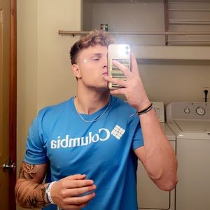 Meet your Posher, Blaine